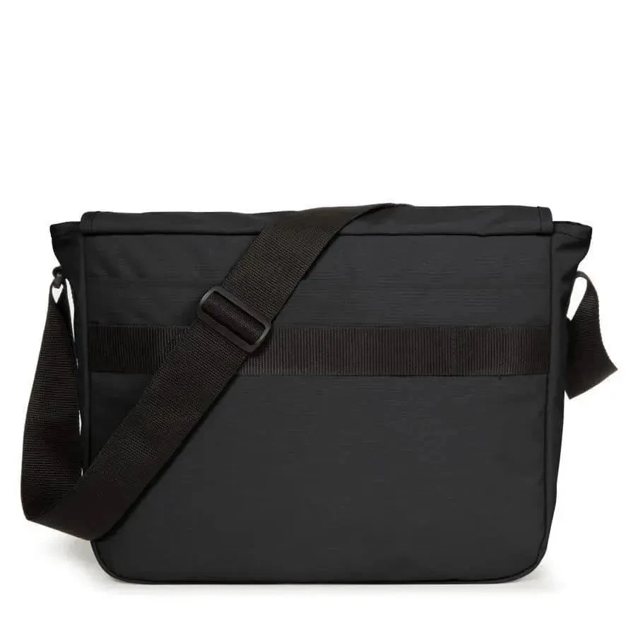 Delegate + Eastpak – Image 5
