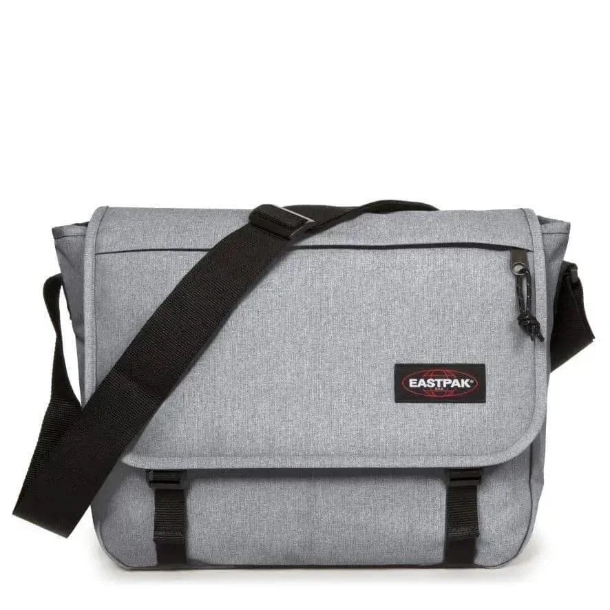Delegate + Eastpak – Image 6
