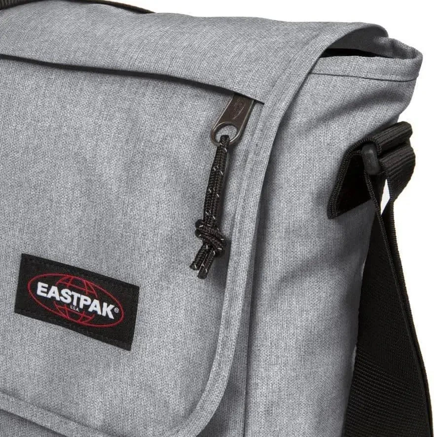 Delegate + Eastpak – Image 8