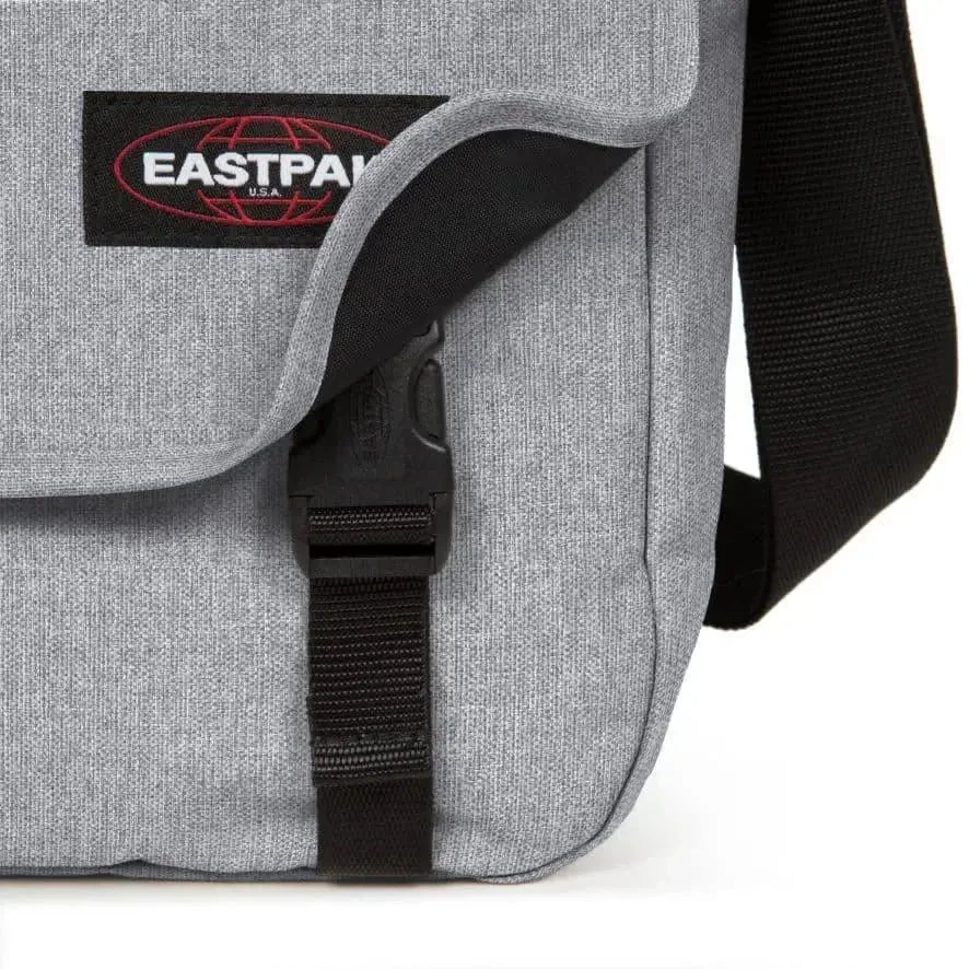 Delegate + Eastpak – Image 11